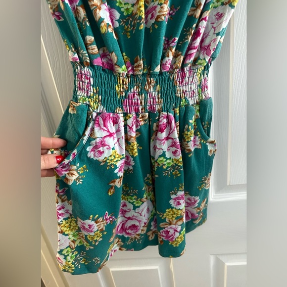 Blu strapless shorts romper size Large - Picture 3 of 4